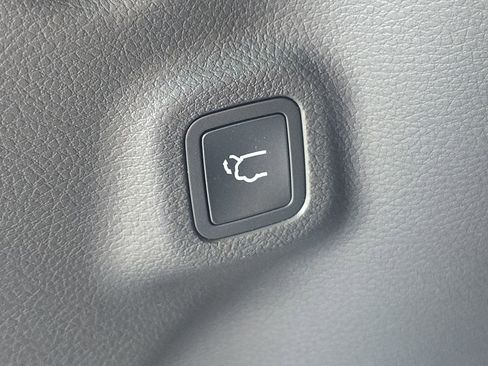 New 2025 Jeep Compass Limited w/ High Altitude Package image 24