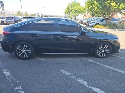Used 2023 Honda Civic LX image 4
