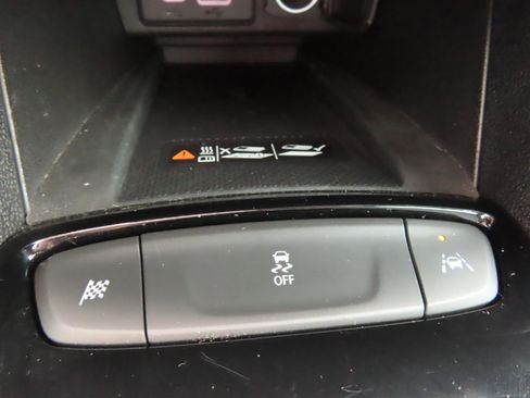 Used 2023 Chevrolet Bolt EUV Premier w/ Sun & Sound Package FWD image 38