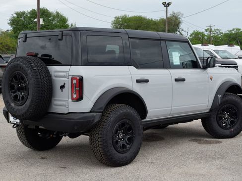 New 2026 Ford Bronco Badlands AWD/4WD image 6