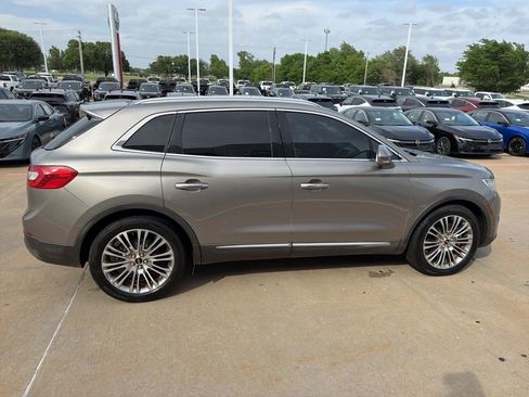 Used 2016 Lincoln MKX Reserve w/ Technology Package image 6