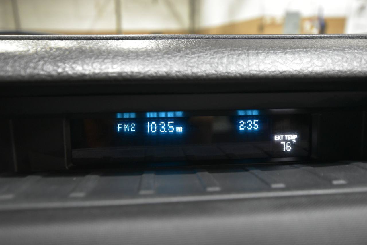 Used 2013 Ford F150 XL w/ Mid Equipment Group RWD image 18