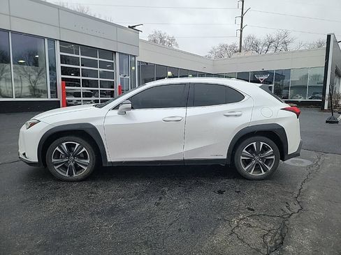 Used 2020 Lexus UX 250h w/ Premium Package image 2