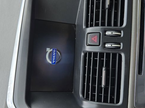 Used 2013 Volvo XC60 3.2 Premier Plus FWD image 29