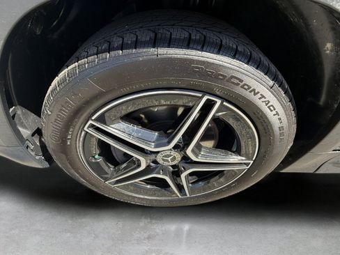 Used 2022 Mercedes-Benz GLB 250 4MATIC image 27