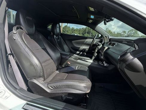 Used 2015 Chevrolet Camaro SS w/ RS Package RWD image 8