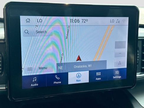 Used 2020 Ford Explorer XLT w/ Equipment Group 202A AWD/4WD image 15