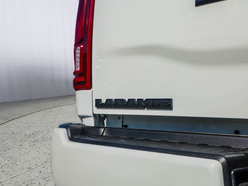 New 2026 RAM 2500 Laramie AWD/4WD image 7