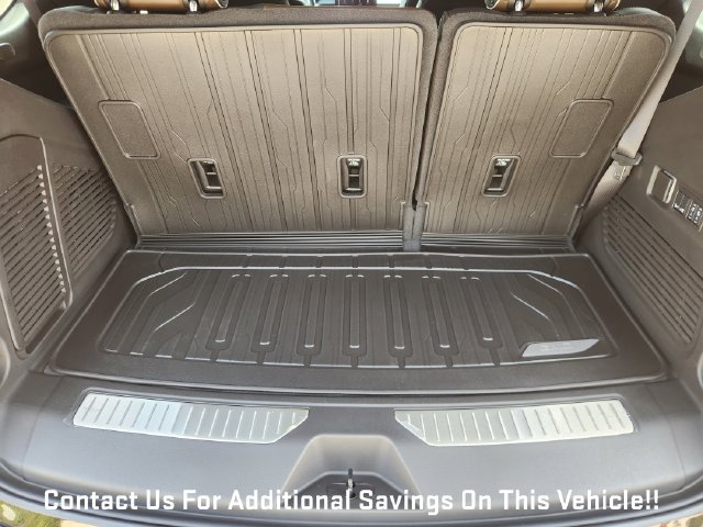New 2027 GMC Yukon Denali Ultimate w/ LPO, Floor Liner Package AWD/4WD image 23