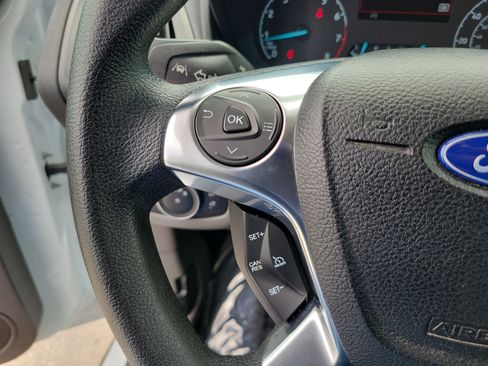 Used 2022 Ford Transit Connect XLT FWD image 25