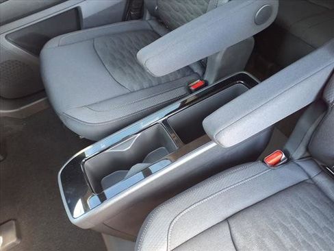 New 2025 Nissan Pathfinder SV image 33