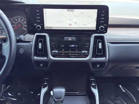 Used 2023 Kia Sorento X-Line EX AWD/4WD image 33