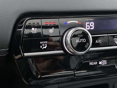 New 2025 Honda Pilot Elite image 16