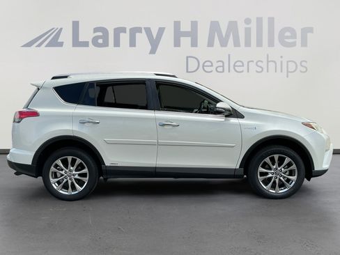 Used 2016 Toyota RAV4 Limited w/ Advanced Technology Package AWD/4WD image 6
