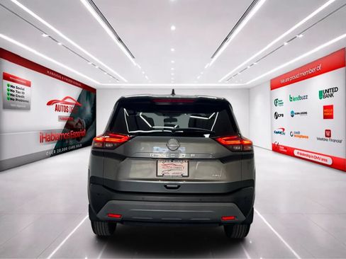 Used 2023 Nissan Rogue S AWD/4WD image 6