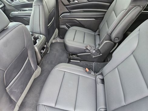 Certified 2026 Chevrolet Traverse LT w/ Driver Confidence Package image 31