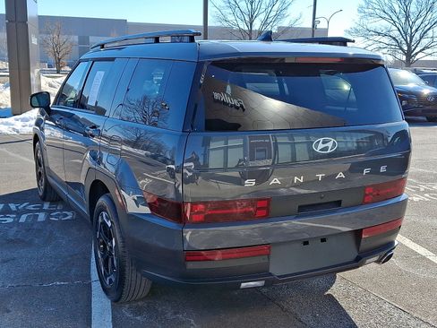 Certified 2025 Hyundai Santa Fe SEL image 4