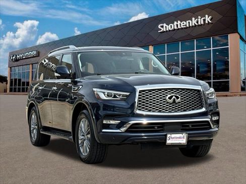 Used 2024 INFINITI QX80 Luxe image 3