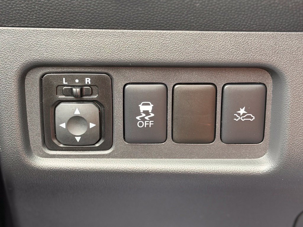 Used 2024 Mitsubishi Mirage ES FWD image 16