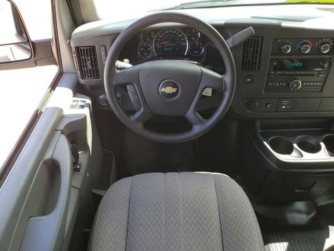 Used 2014 Chevrolet Express 2500 RWD 2500 135 image 19