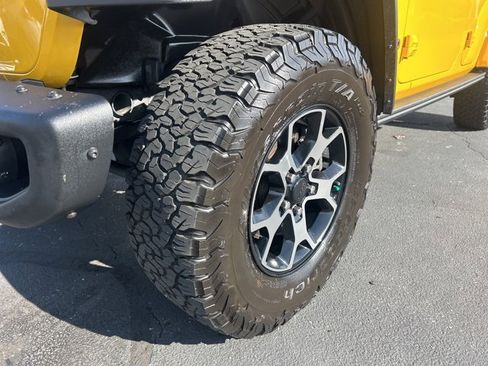 Used 2021 Jeep Wrangler Unlimited Rubicon w/ Steel Bumper Group image 10