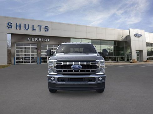 New 2026 Ford F250 XLT w/ Snow Plow/Camper Package image 6