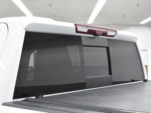 Used 2024 GMC Sierra 1500 AT4 w/ Technology Package image 13