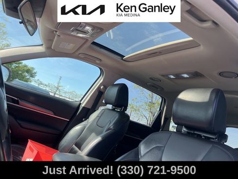 Used 2021 Kia Telluride S AWD/4WD image 11