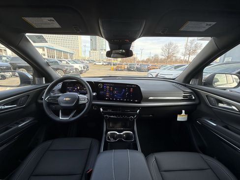 New 2026 Chevrolet Traverse LT w/ LPO, Floor Liner Package image 23