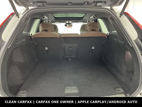 Used 2023 Volvo XC60 B5 Plus AWD/4WD image 29