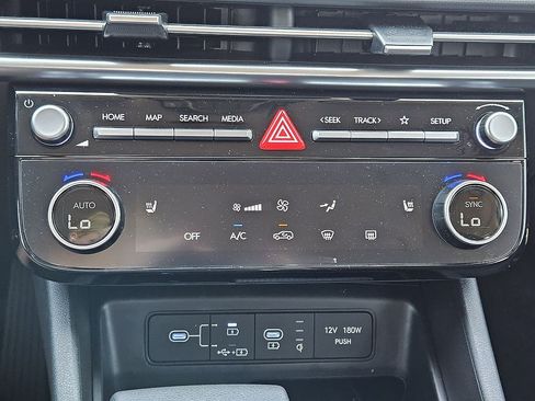 Certified 2025 Hyundai Tucson SEL FWD image 14