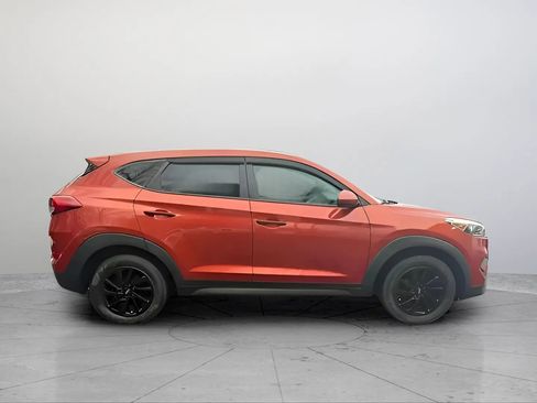 Used 2016 Hyundai Tucson SE w/ Option Group 02 AWD/4WD image 11