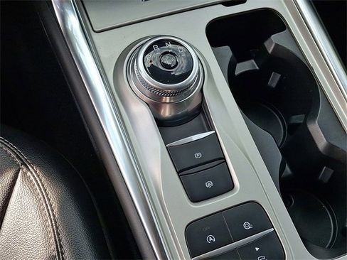 Used 2023 Ford Explorer Limited image 14