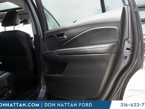 Used 2022 Honda Pilot Touring image 27