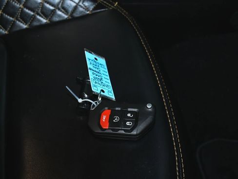 Used 2022 Jeep Wrangler Unlimited Sahara image 52