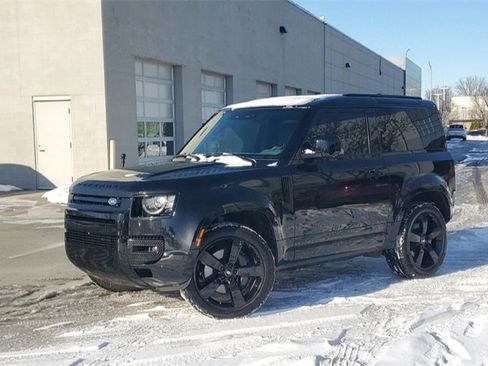 Used 2023 Land Rover Defender 90 X-Dynamic SE image 34