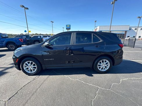 Used 2023 Chevrolet Equinox LS image 9