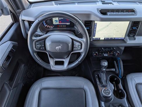 Used 2024 Ford Bronco Black Diamond image 26