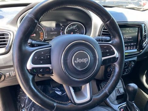 Used 2019 Jeep Compass Limited AWD/4WD image 12