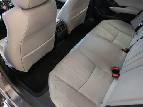 Certified 2018 Honda Accord Touring image 19