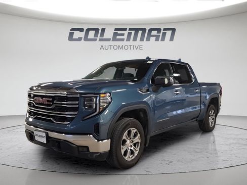 Used 2024 GMC Sierra 1500 SLT image 1