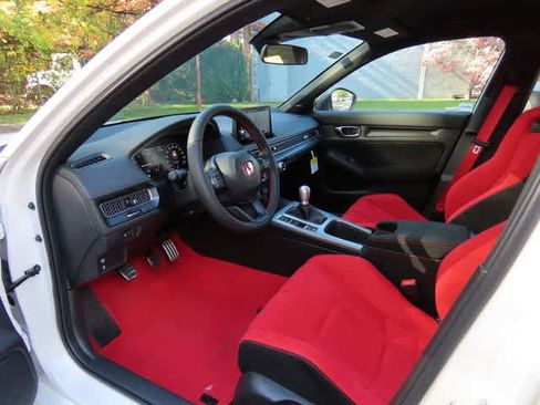 New 2026 Honda Civic Type R image 2