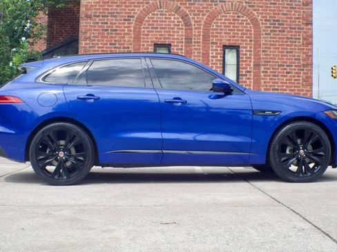 Used 2018 Jaguar F-PACE R-Sport AWD/4WD image 4