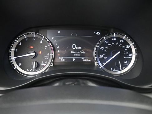 Used 2022 Toyota Highlander XLE image 19