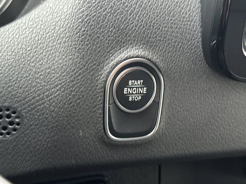 Used 2025 Mercedes-Benz Sprinter 2500 image 21