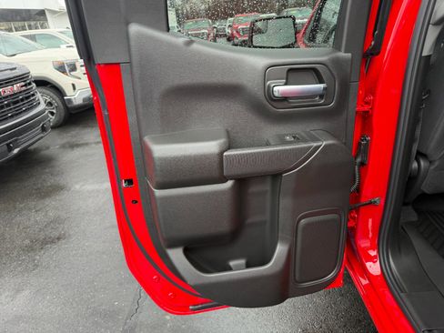 New 2026 GMC Sierra 1500 Pro w/ Graphite Edition image 17