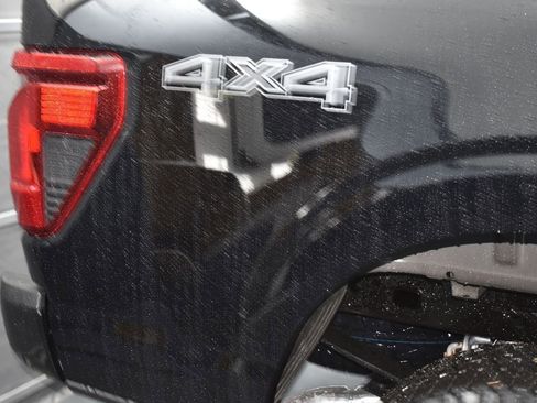 New 2026 Ford F150 XLT w/ XLT Black Appearance Package AWD/4WD image 21