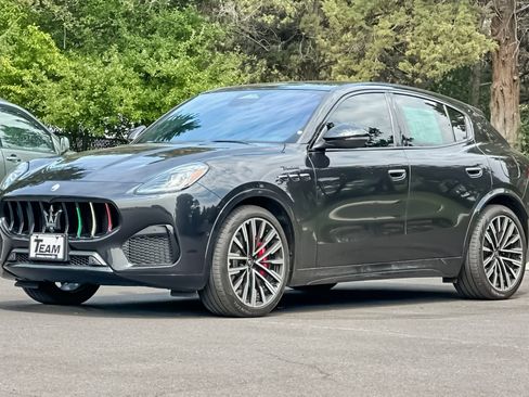 Used 2023 Maserati Grecale Modena AWD/4WD image 9