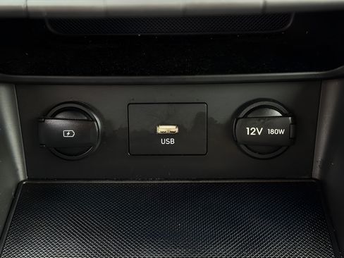 Used 2023 Hyundai Kona SEL AWD/4WD image 31
