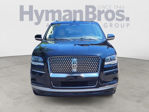 Used 2023 Lincoln Navigator Reserve AWD/4WD image 8